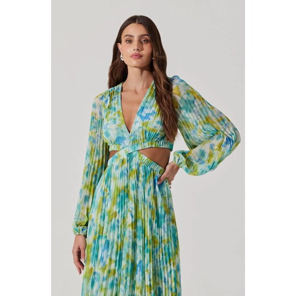 ASTR the Label Revery Floral Long Sleeve Maxi XS - Picture 8 of 10